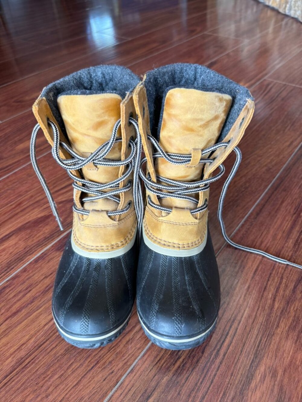 SOREL Tan and Black Winter Boots-Size 8